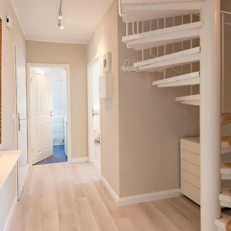 Kaept'n Gordon, App 15 דירה